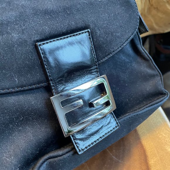 SOLD ♥Authentic Vintage Fendi Shoulderbag - Picture 14 of 15